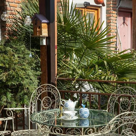 Tatin - Hotel & Cafe In มซเคทา ภายนอก รูปภาพ