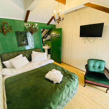 Tatin - Hotel & Cafe In มซเคทา ภายนอก รูปภาพ