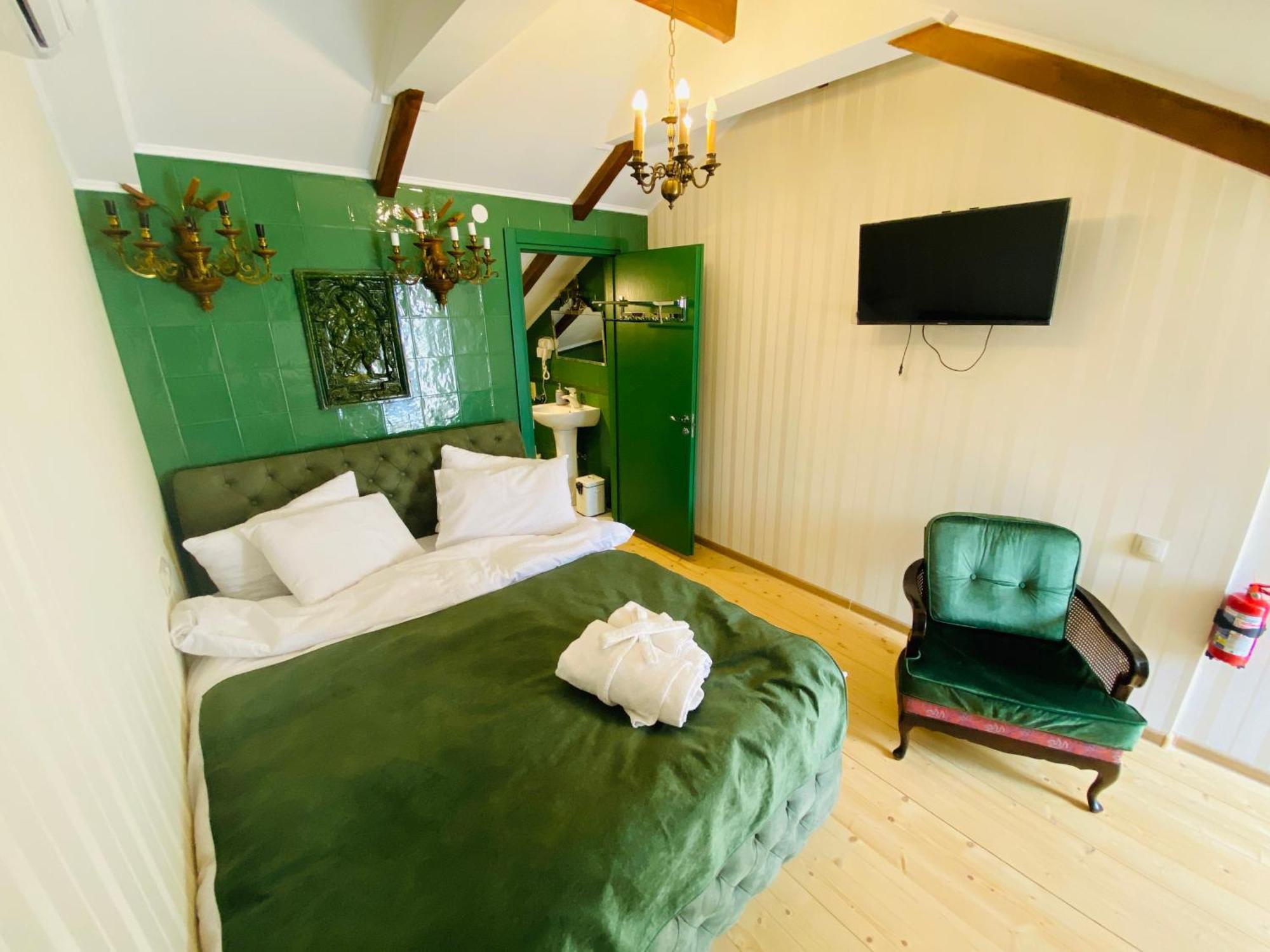Tatin - Hotel & Cafe In มซเคทา ภายนอก รูปภาพ